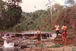 Hydrogeologists in the Rio Valdivia.